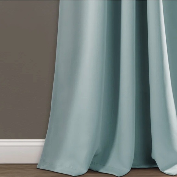 Insulated Back Tab Blackout Window Curtain Panels Set - Lush Décor 52x84” - Picture 5 of 7